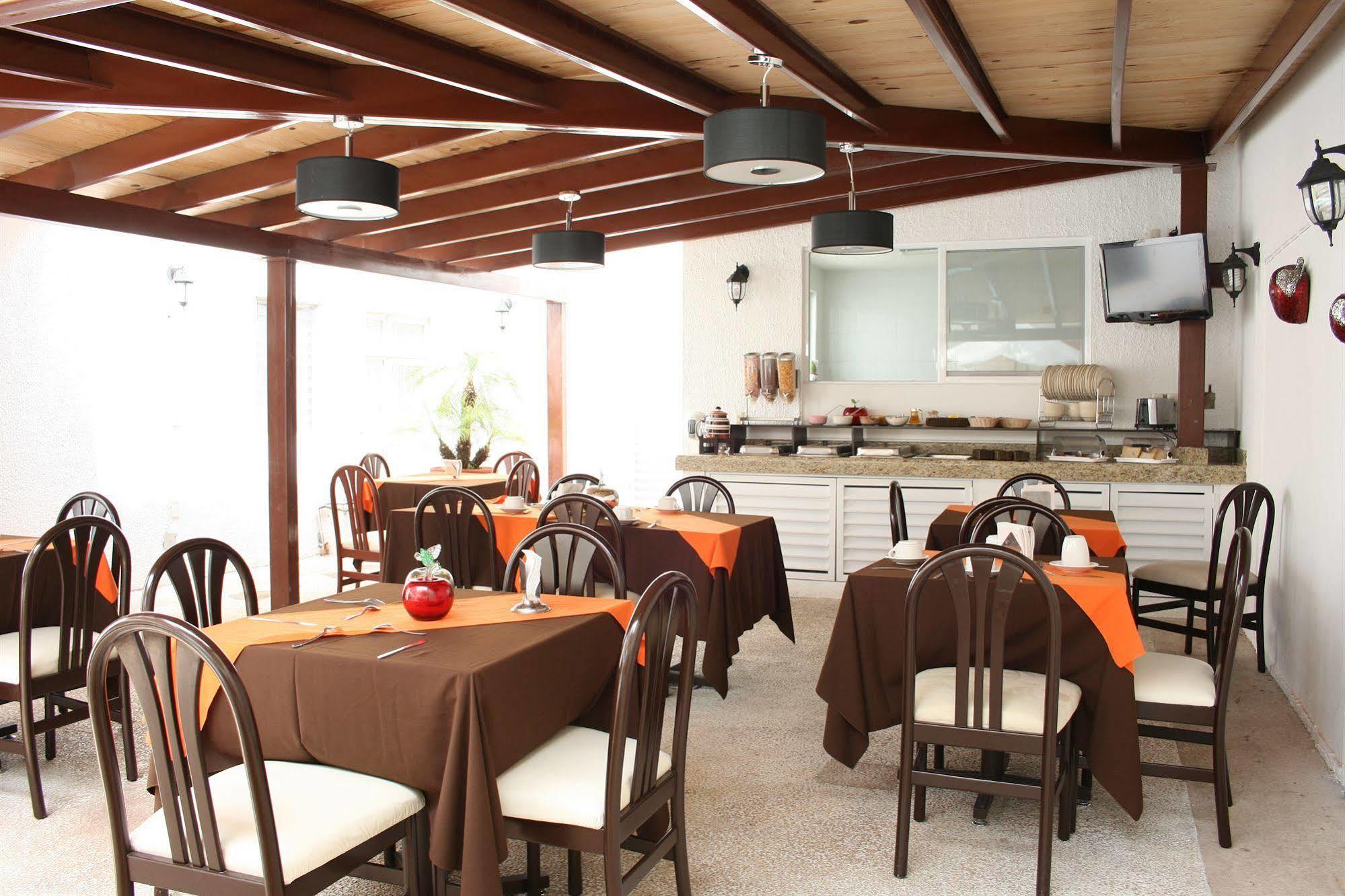 Del Marques Hotel And Suites Guadalajara Ngoại thất bức ảnh